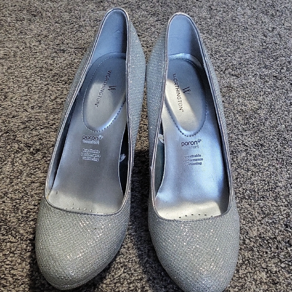Worthington Silver Glitter Pumps